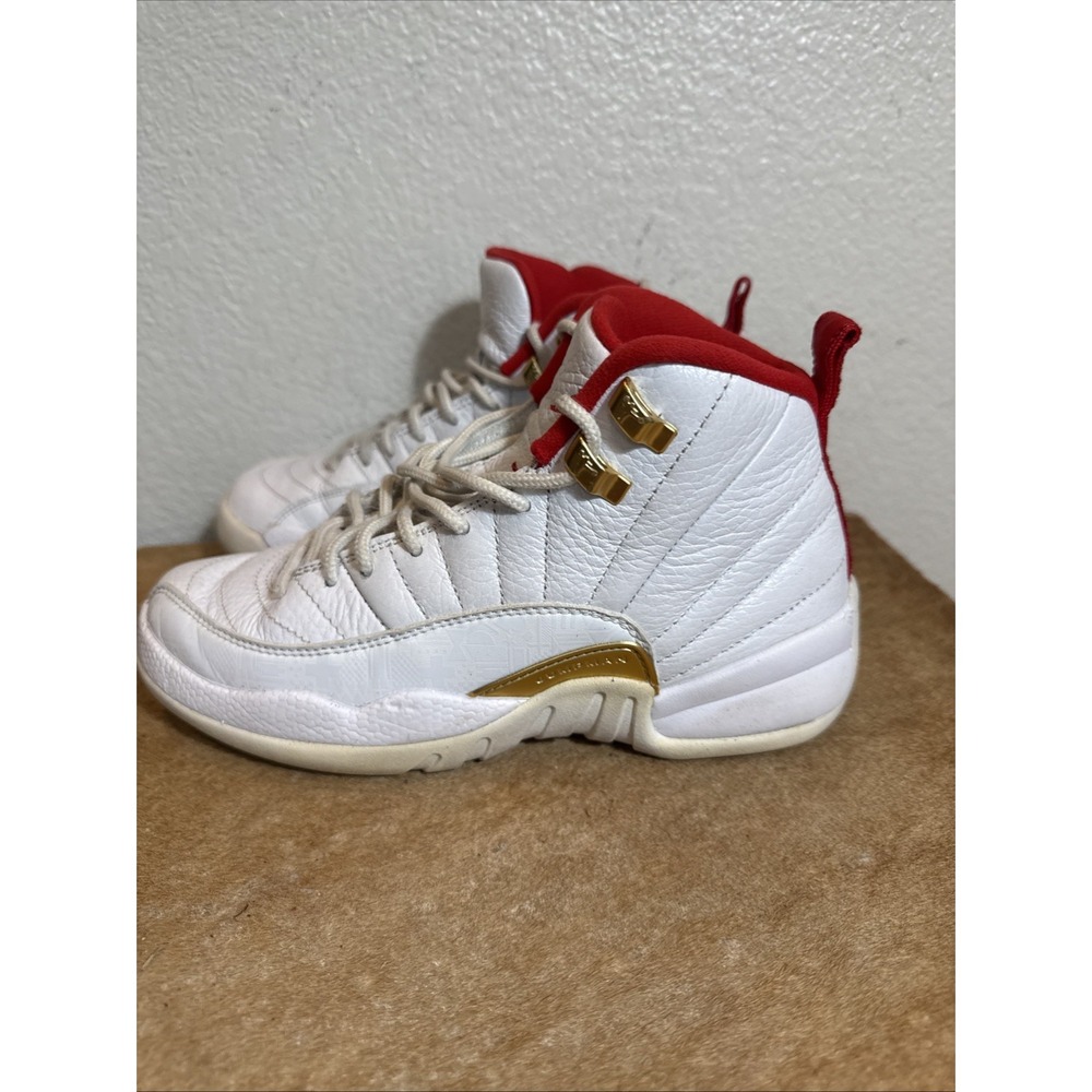 Nike Air Jordan 12 Retro FIBA 2019‎ White/University Red/Metallic Gold Men Sz. 5